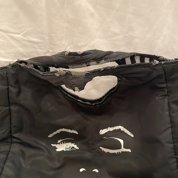 Betsey Johnson Tote - Picture 2 of 3